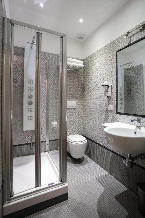 Elegant Rooms Roma - Guest House Luaran gambar